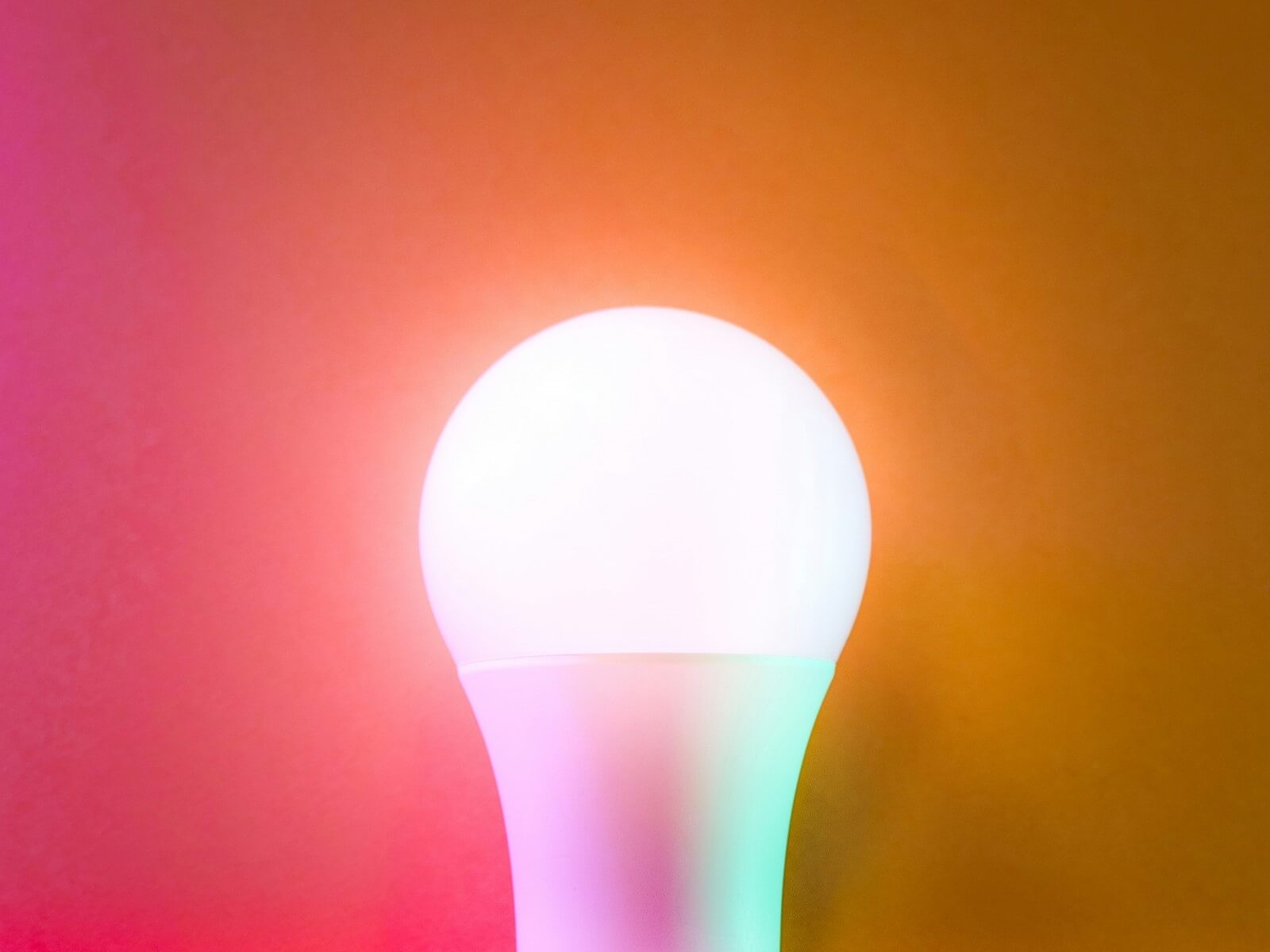 Lightbulb representing idea for model improvement.